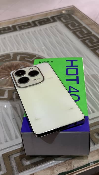 Infinix Hot 40
