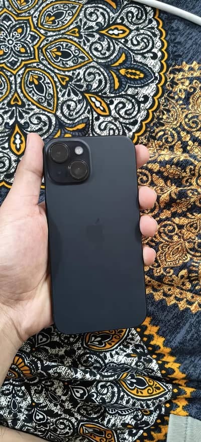 Apple iPhone 15