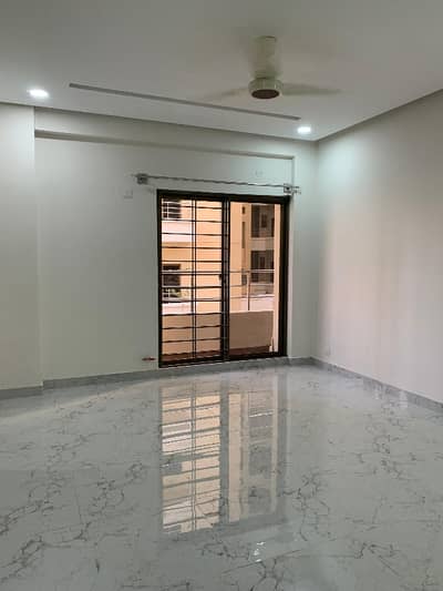A Flat Of 2700 Square Feet In Islamabad