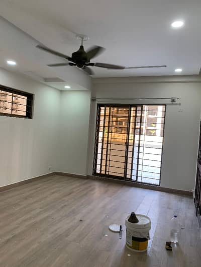 Unoccupied Flat Of 2955 Square Feet Is Available For sale In DHA Defence
