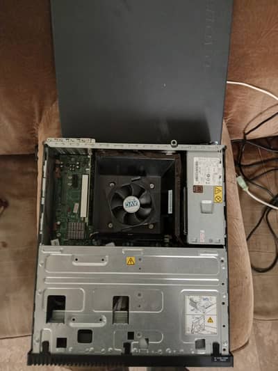 Lenovo M72 Desktop PC (DELL LCD Monitor avaliable :RS9000)