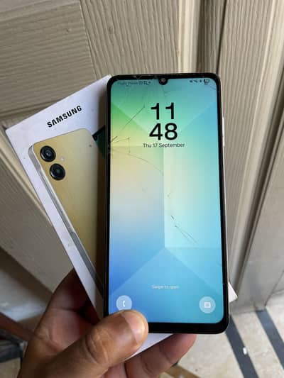 SAMSUNG A06 4/64 with box readd add