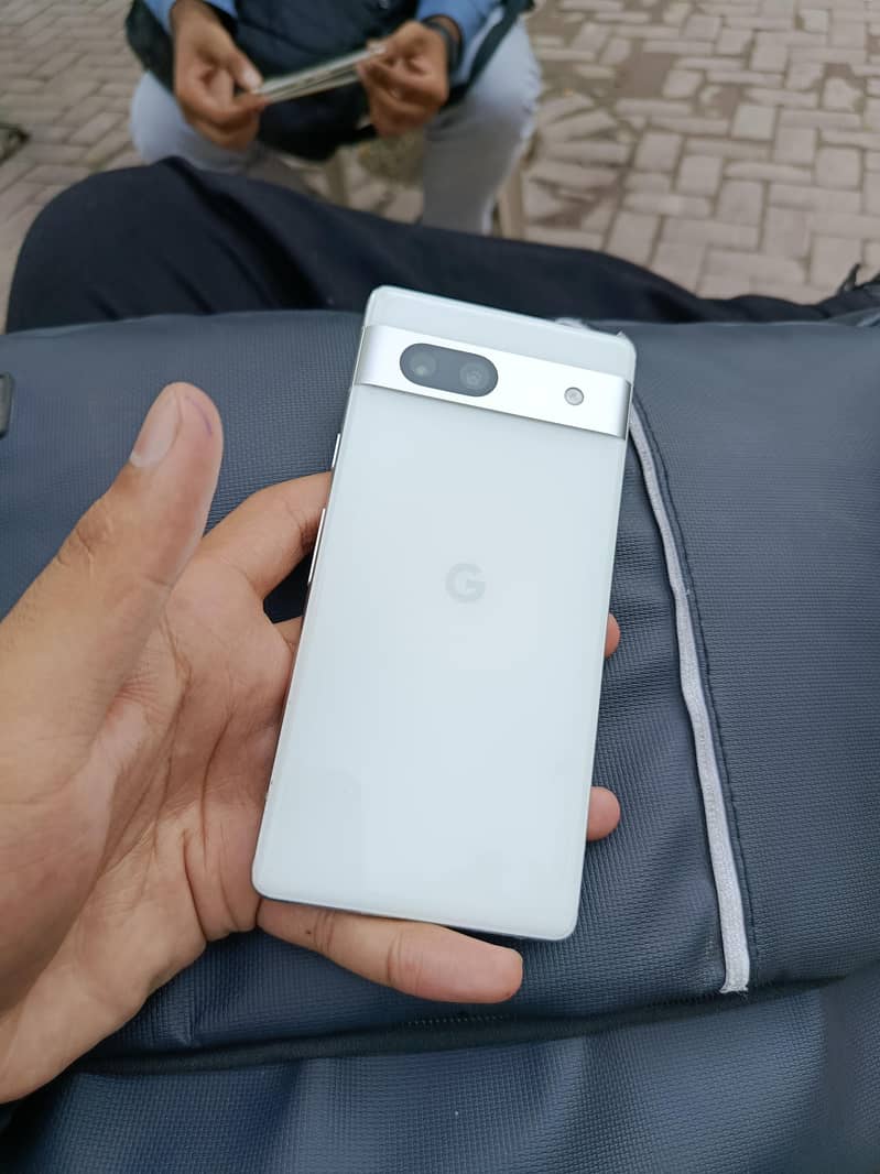 Google Pixel 7a 2