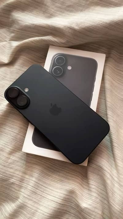 Apple iPhone 16