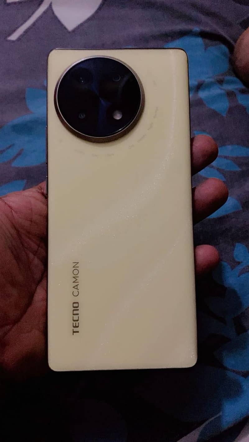 Tecno CAMON 30S 3
