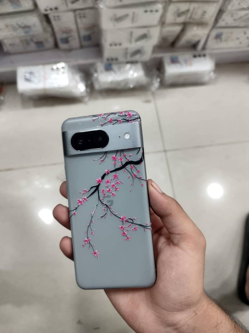 Google Pixel 8 2