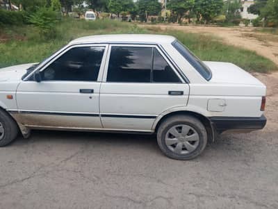 Nissan Sunny 1988