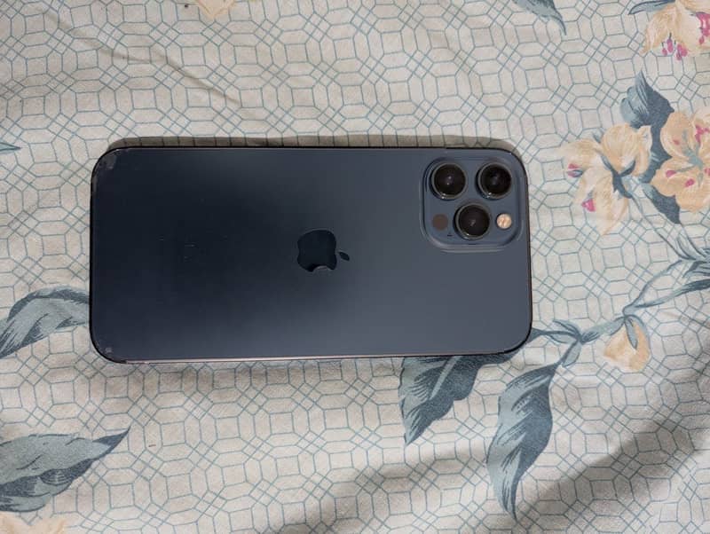 Iphone 12 pro max 11