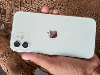 Apple iPhone 12