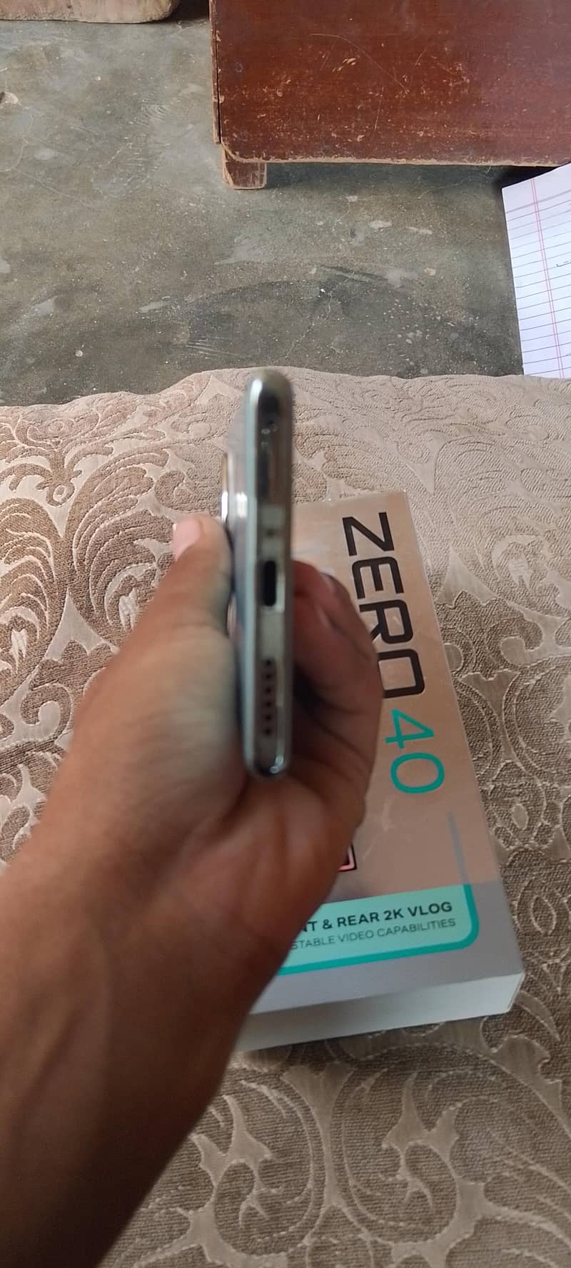 Infinix Zero 40 7