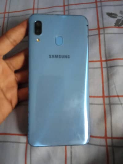Samsung Mobile A30