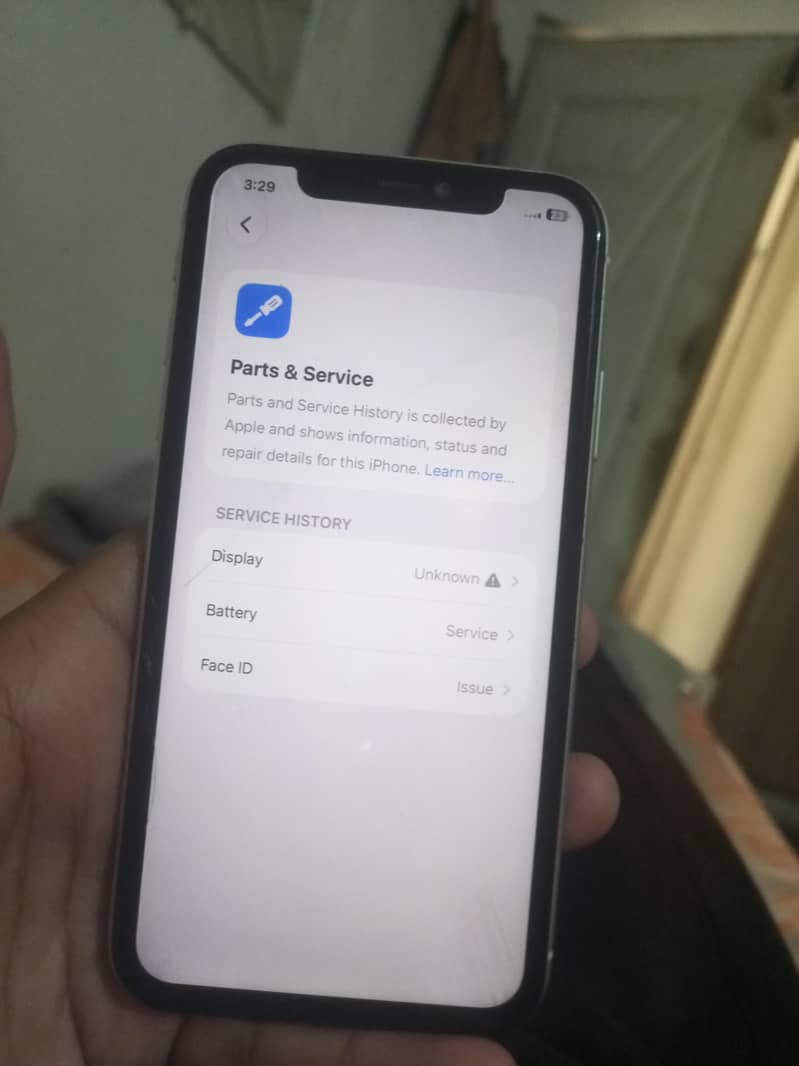 Apple iPhone 11 4