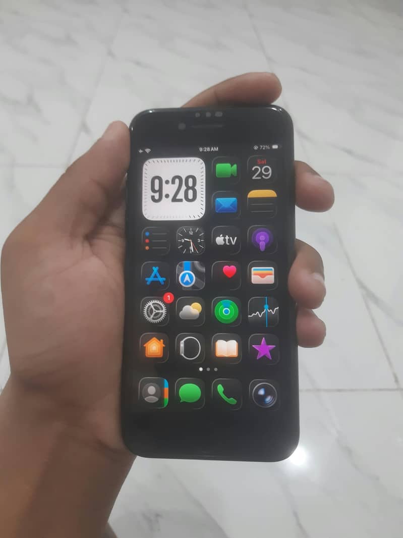 Apple iPhone SE 3