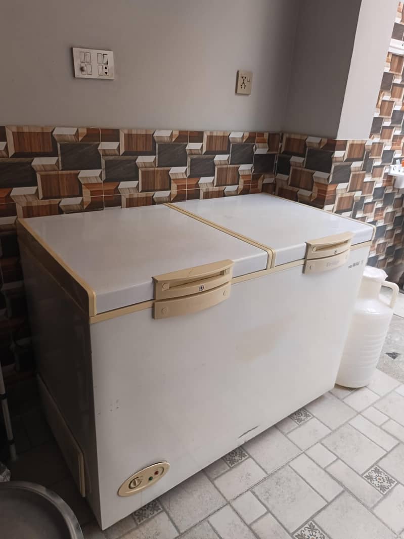 Waves Freezer & Fridge 0