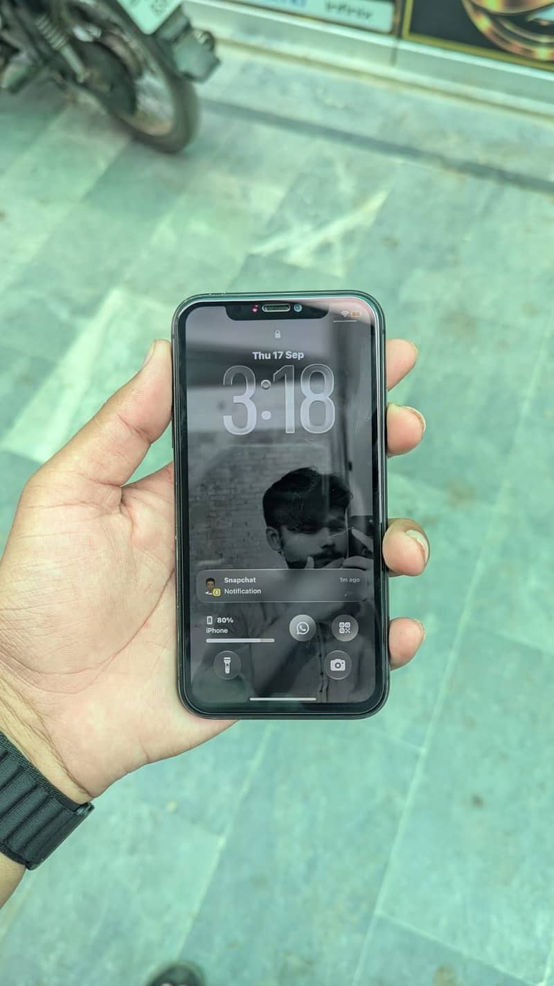 Apple iPhone 11 5