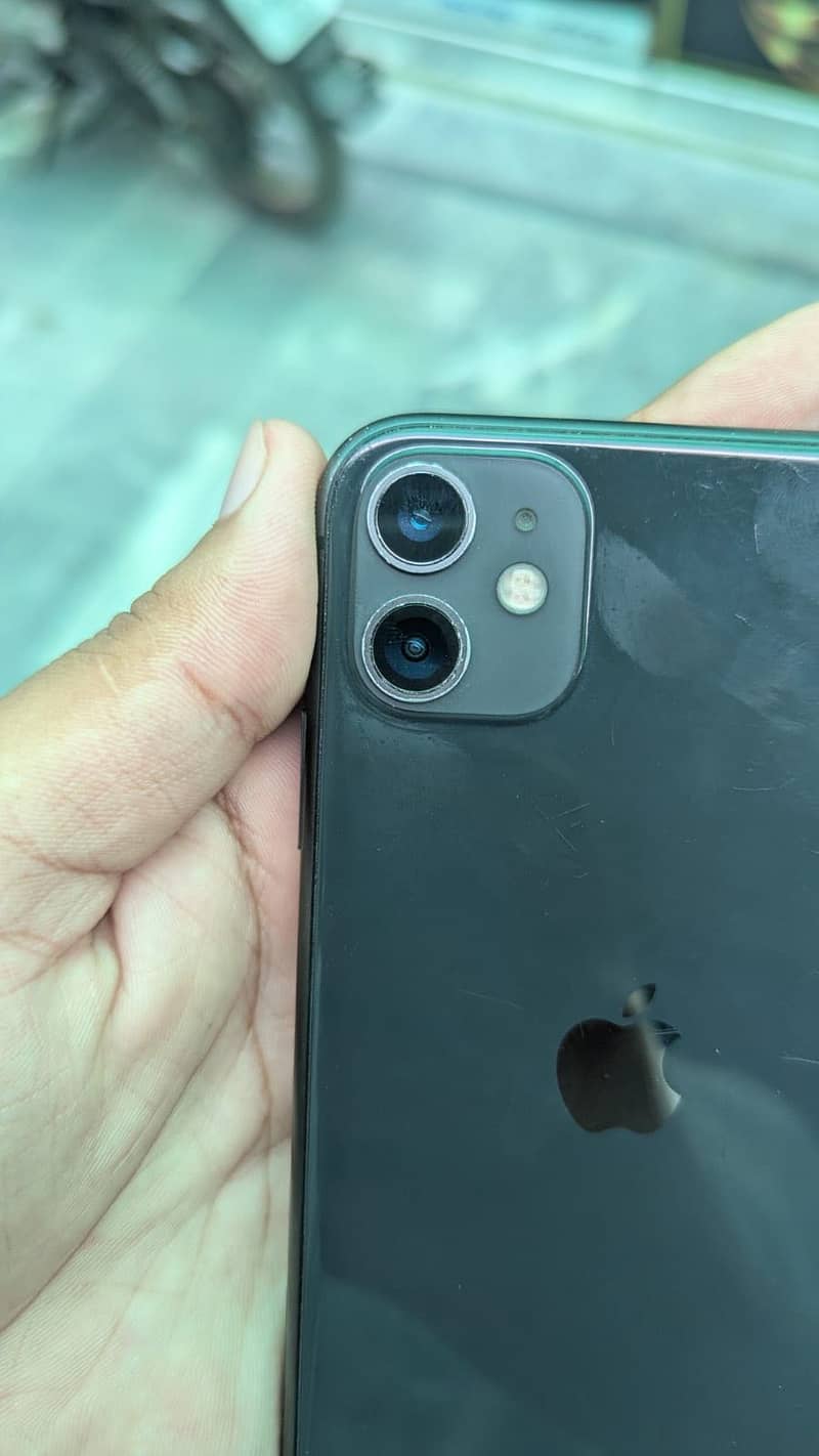Apple iPhone 11 6