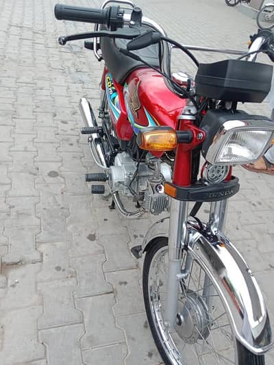 Honda CD 70 CC for sale 2024 model my WhatsApp number03274970864