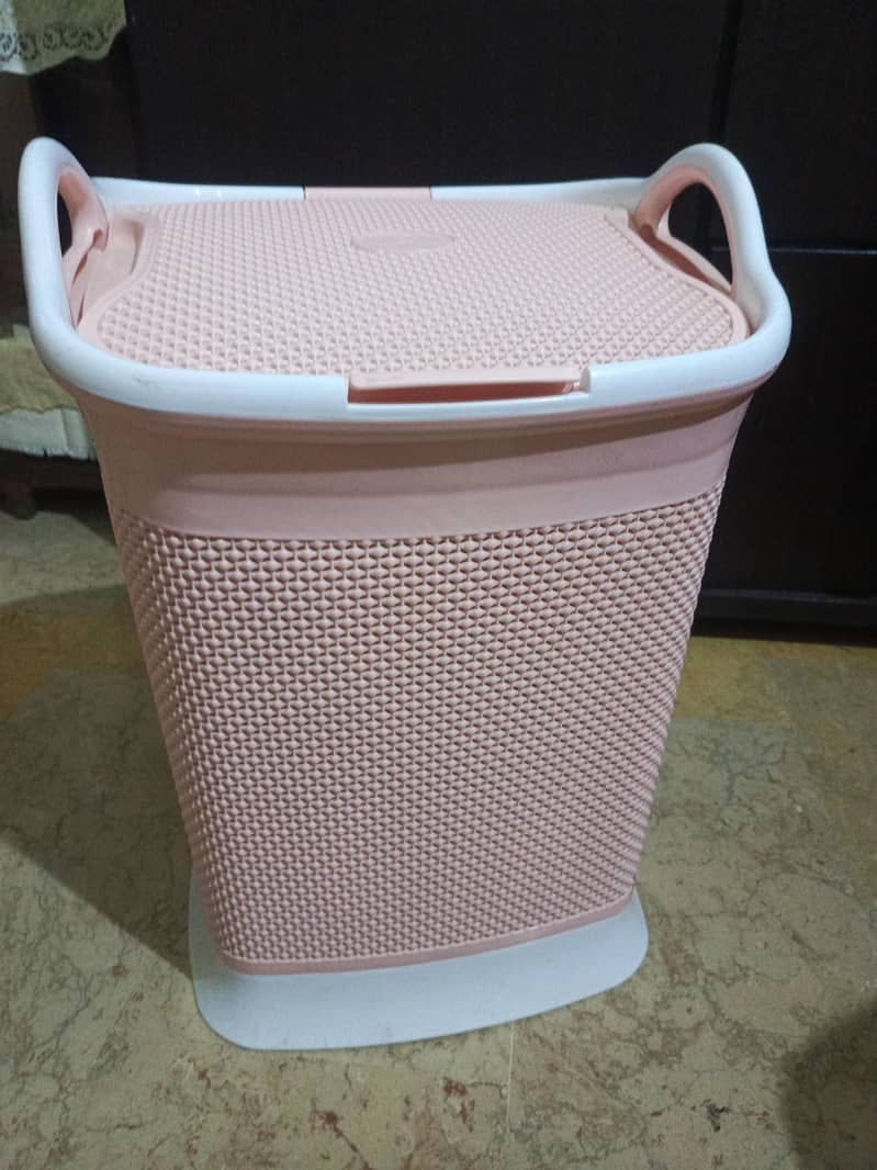 Clothes Basket 0