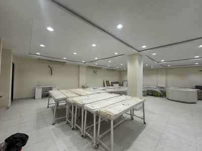 8 Marla Corner Commercial Floor For Rent Hot Location