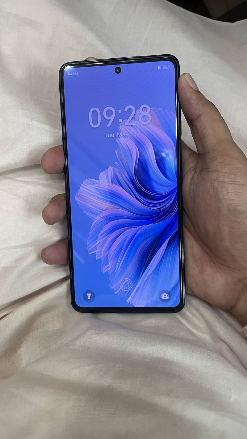 Tecno CAMON 20 3
