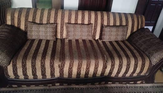 Molty Foam Cushioned 7 seater Sofa set