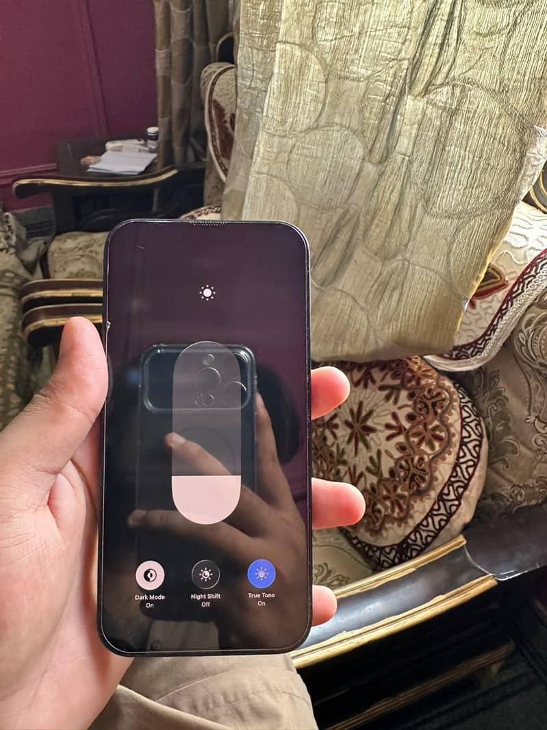 Apple iPhone 13 6