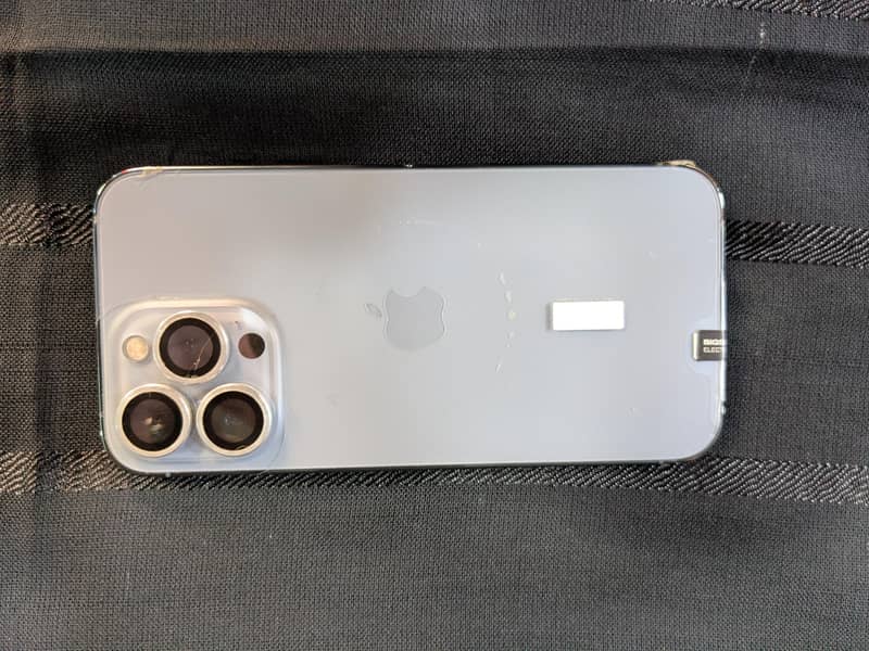 Apple iPhone 13 Pro 0