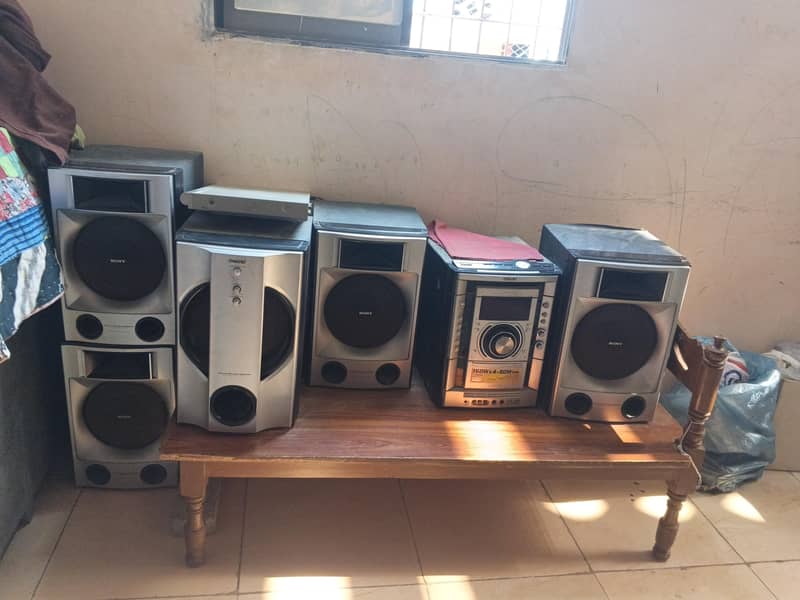 Sony speaker full set 0