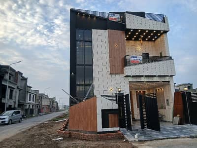 05-Marla Corner Brand New House For Sale