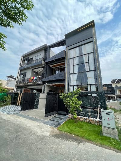 05-Marla Brand New House For Sale Super Prime Location