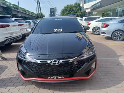 Hyundai Elantra 2023