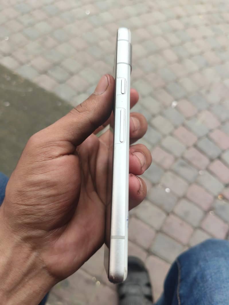 Google Pixel 7a 3
