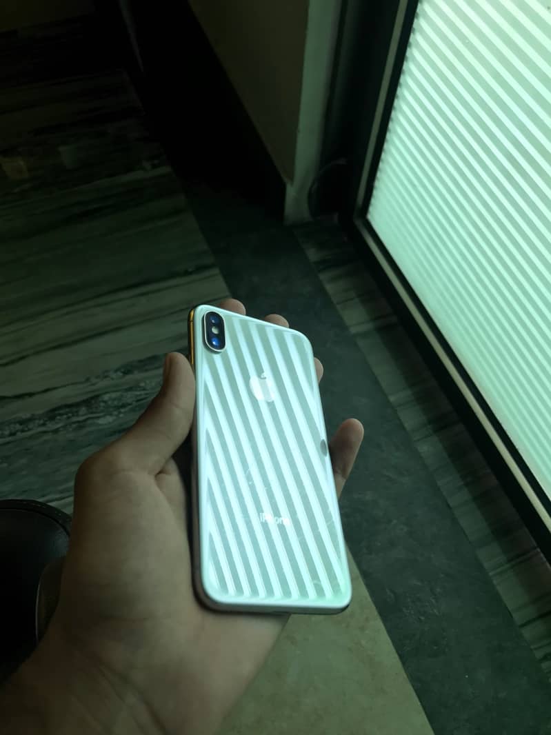 Apple iPhone X 0