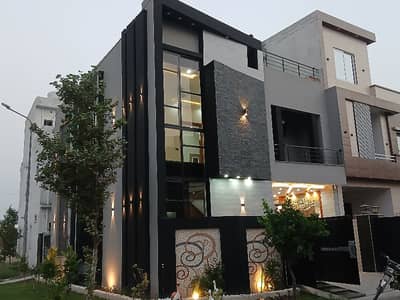 5 Marla Corner Brnad New House For Sale