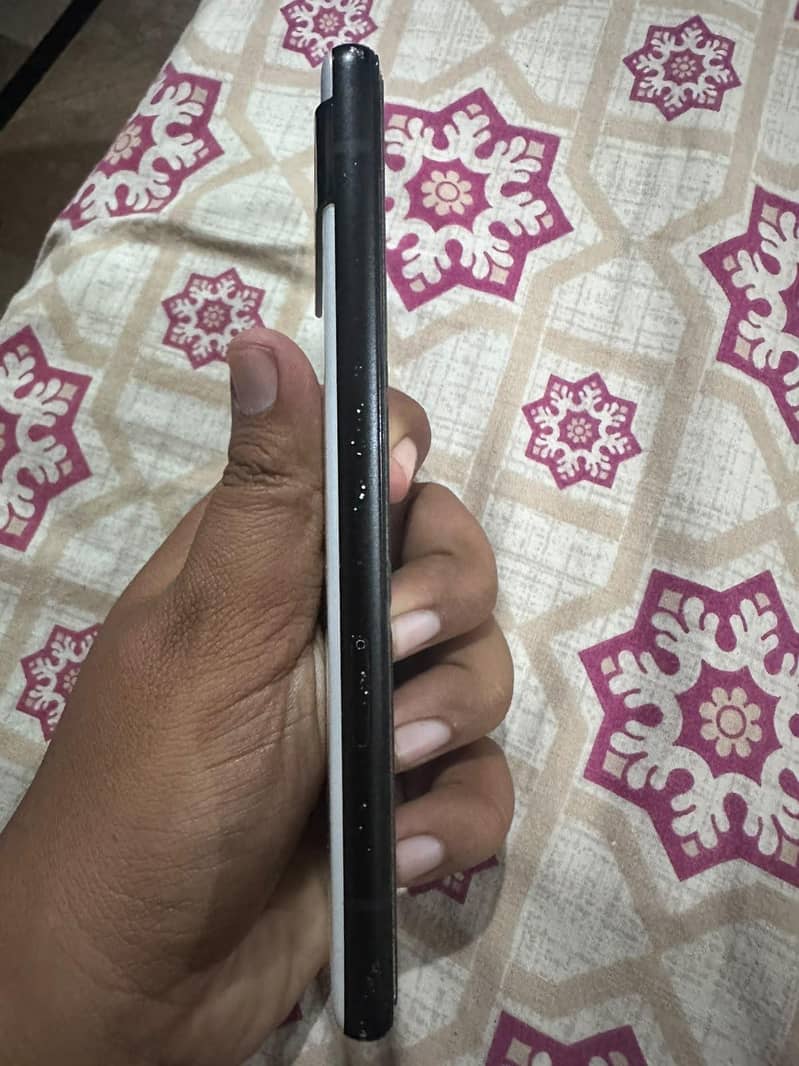 Google Pixel 6a 1