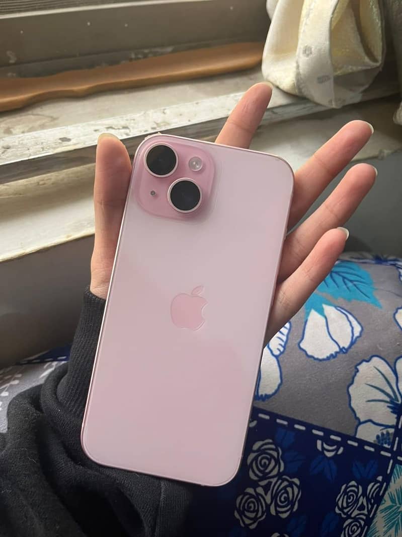 Apple iPhone 15 1