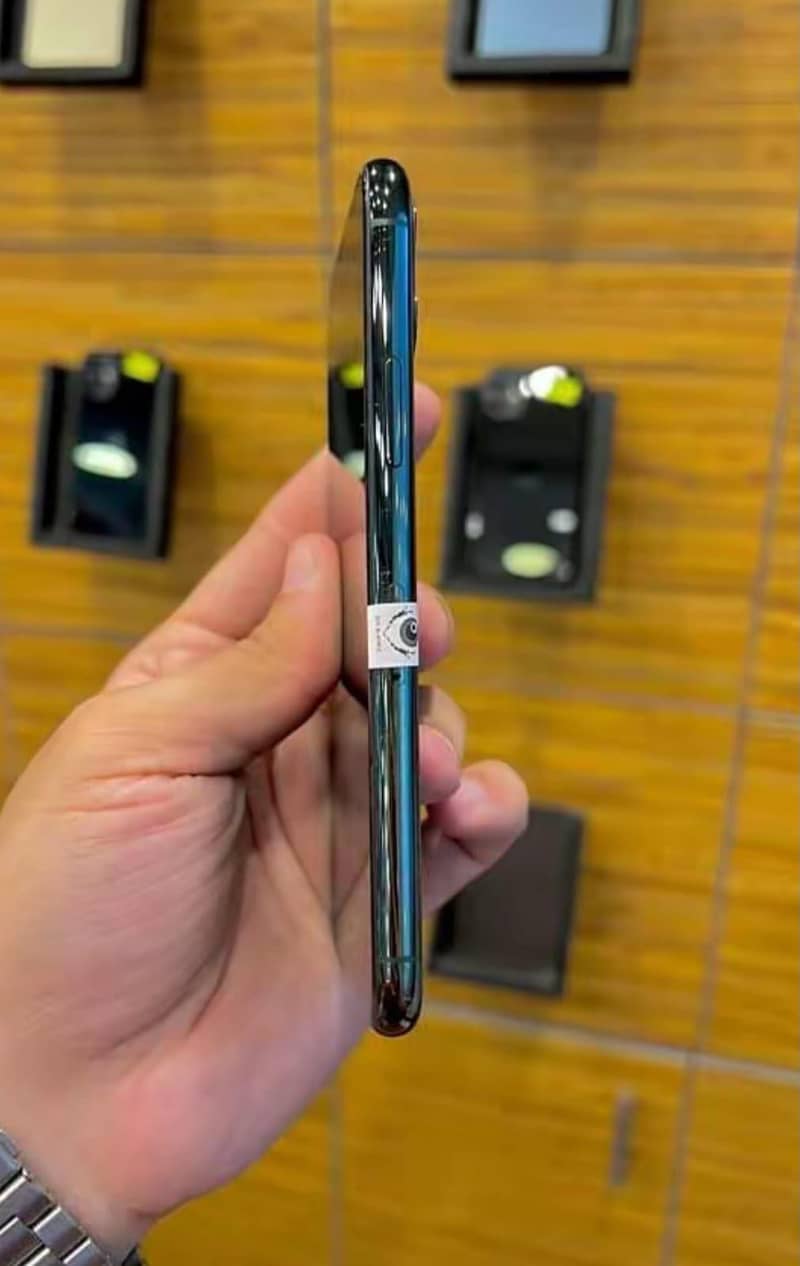 iphone 11 pro 1