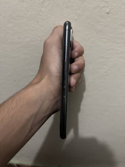 Apple iPhone XS
