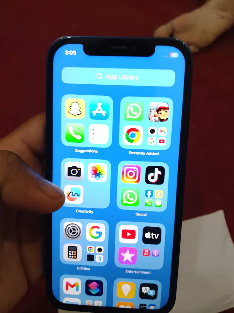 Apple iPhone 12 1