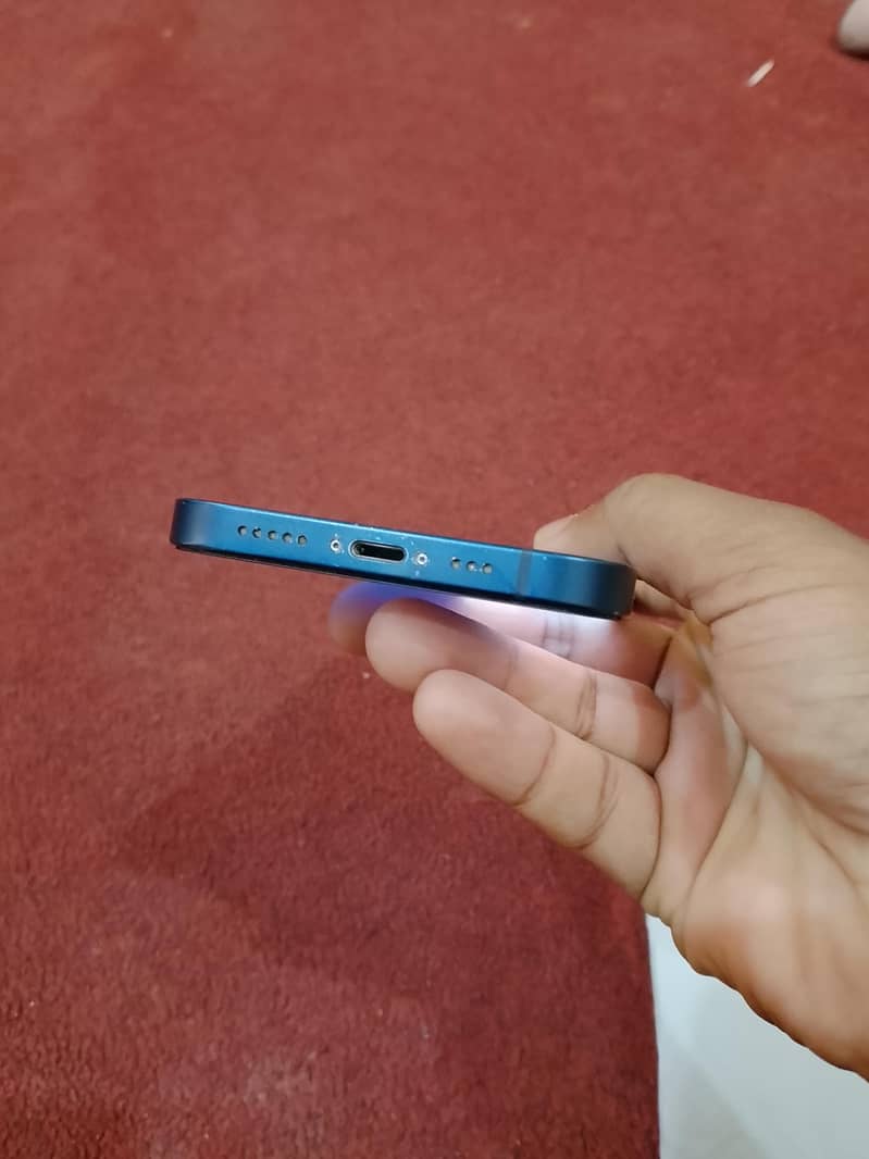 Apple iPhone 12 5