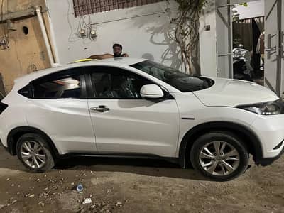 Honda vezel 2014 model