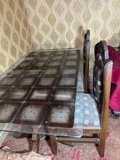 Dinning table with 6 chairs+2 service tables.