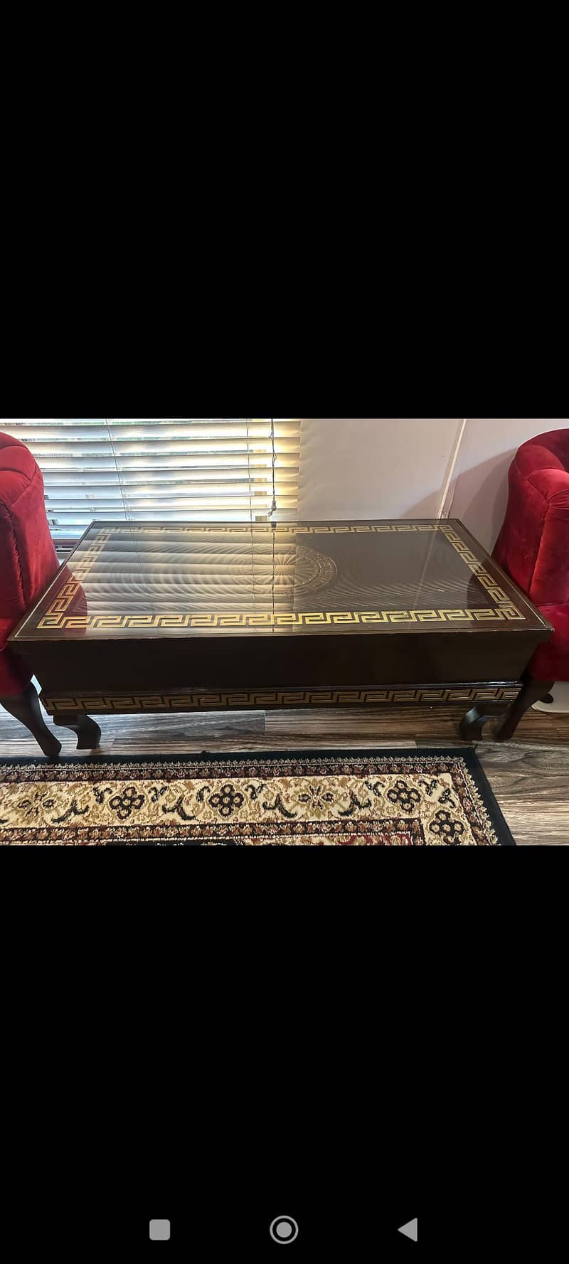 table in good condition 0