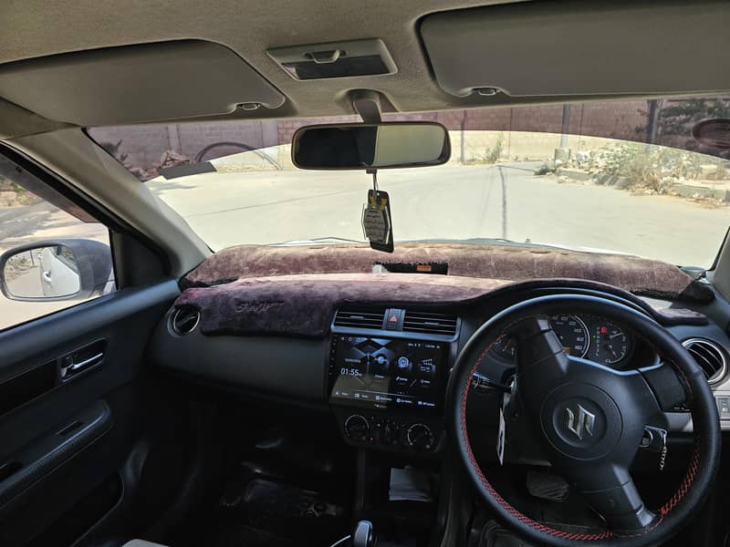 Suzuki Swift 2017 DLX Automatic 1.3 4