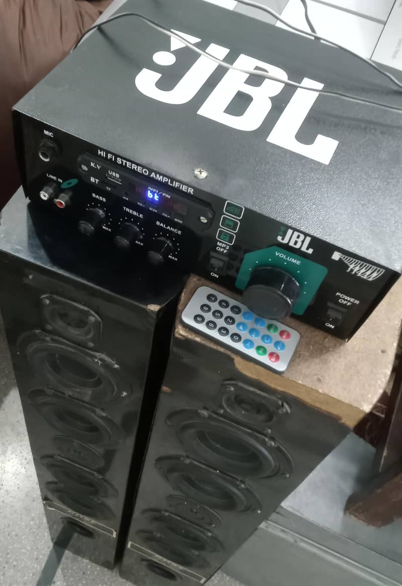 speakers 1