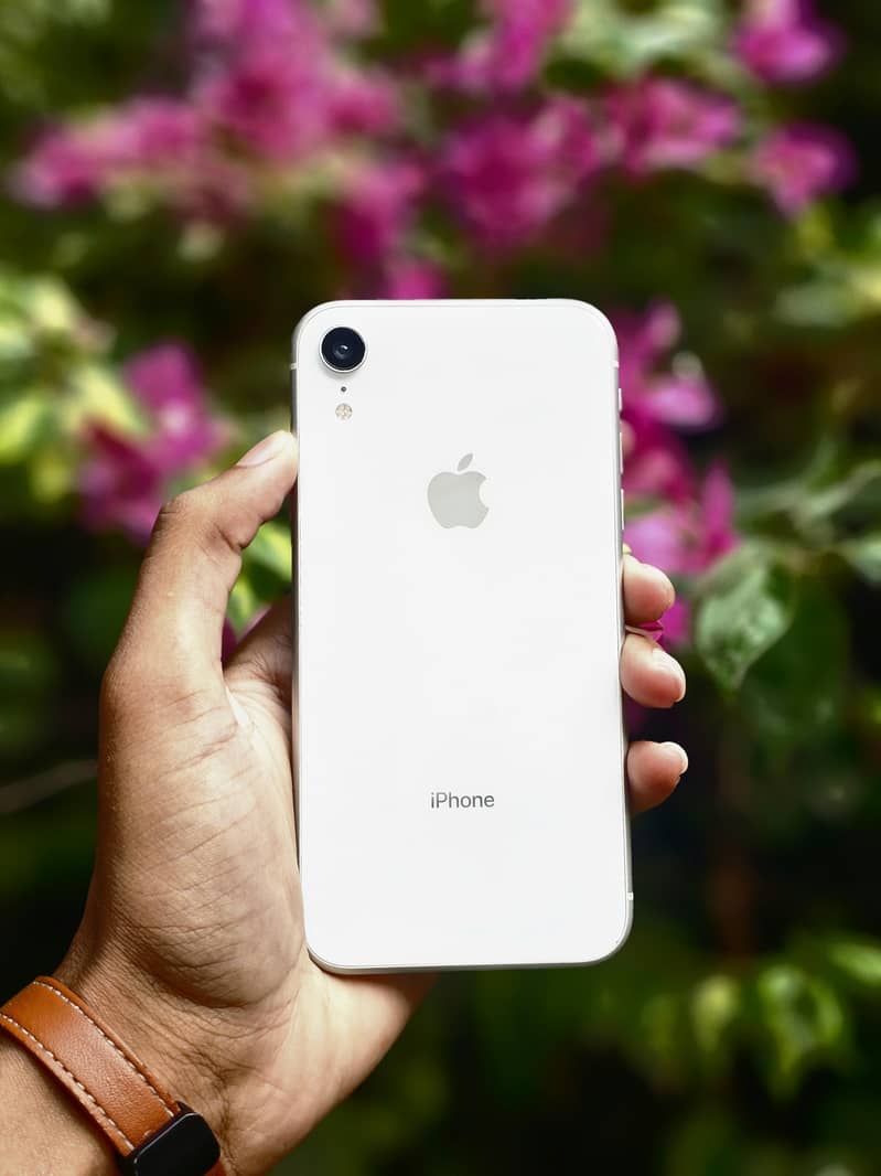 iPhone XR 0