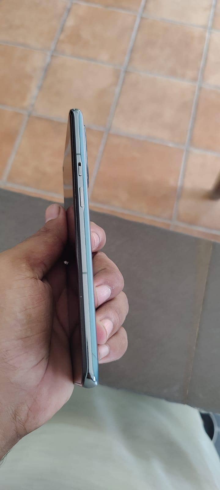One Plus 9 Pro 6