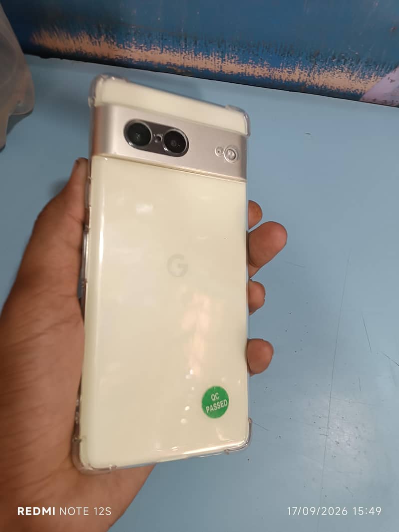 Google Pixel 7 3