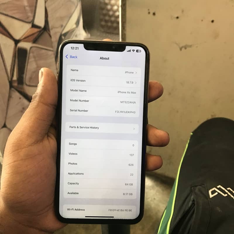 Apple iPhone XS Max 7