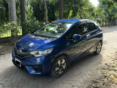 Honda Fit hybrid Full Optional